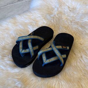 Teva Olowahu Flip-Flop Toddler 12